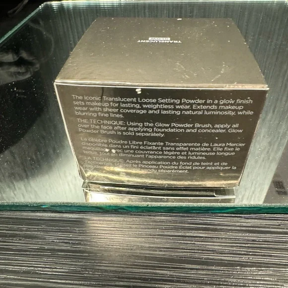 Laura Mercier translucent powder-Glow - Picture 4 of 12